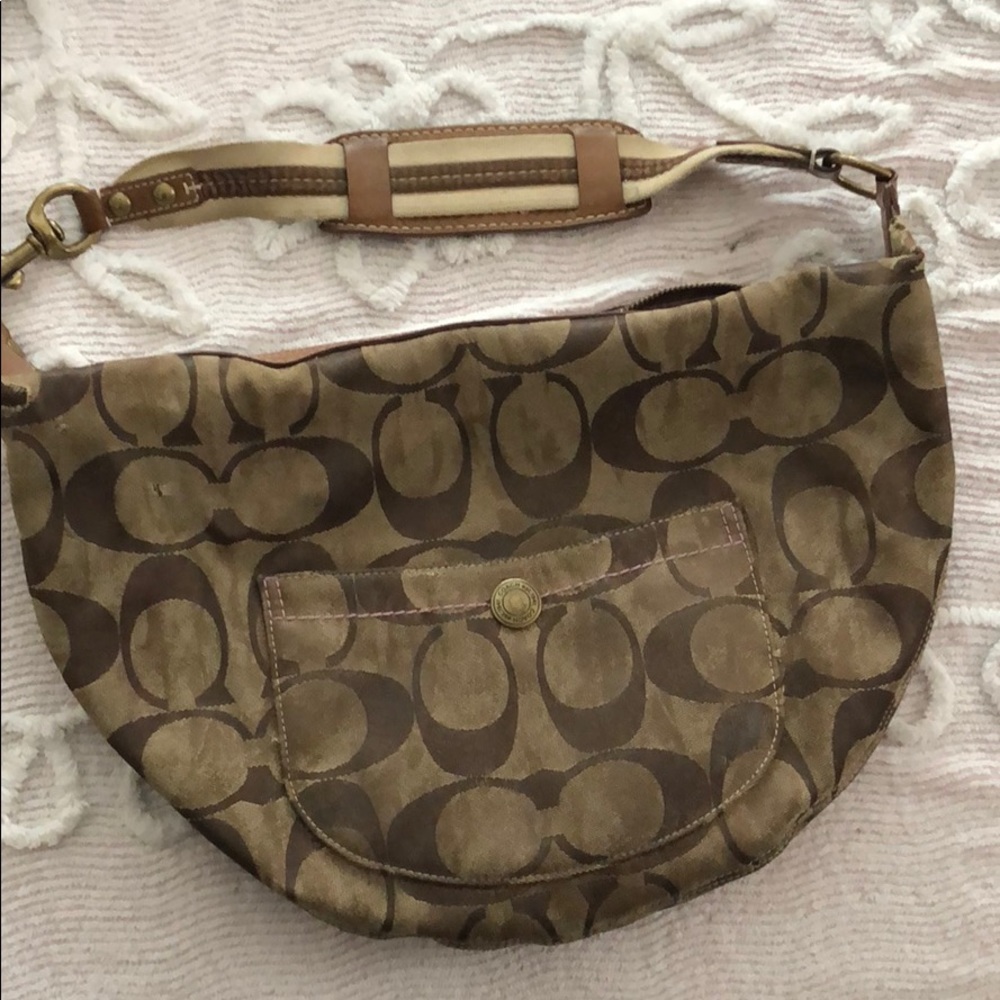Used Authentic COACH Shoulder Bag